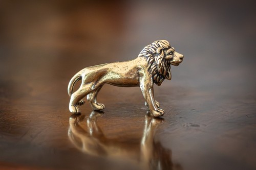Metallfigur löwe aus - löwe, messing