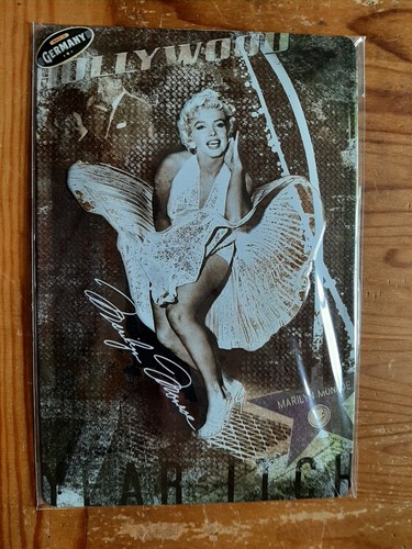 Nostalgic art marilyn monroe - marilyn,