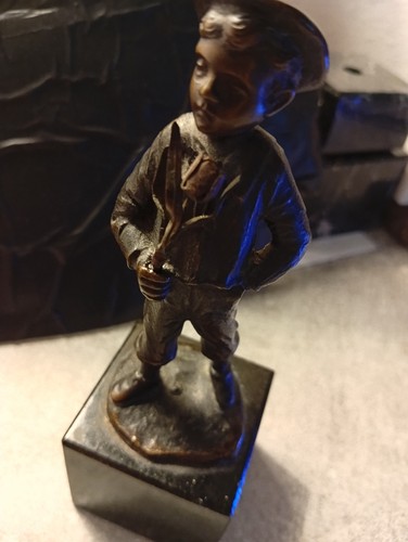 Vintage bronze statue auf - vintage,